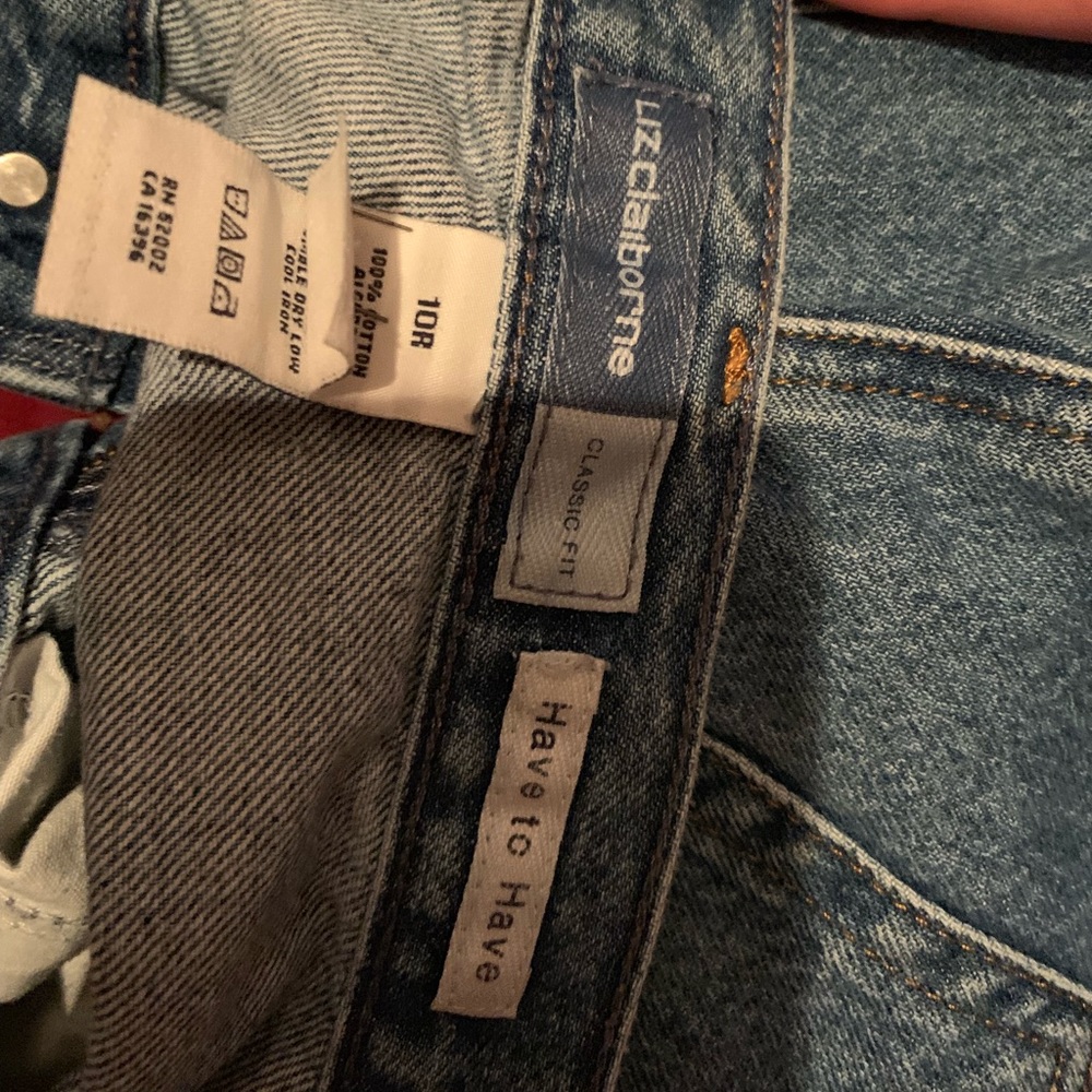 High waisted mom jeans! - Picture 3 of 4